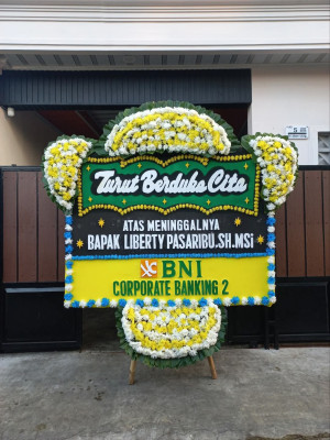 Papan Bunga Duka di Pecong