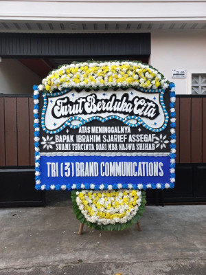 Papan Bunga Duka di Pecong
